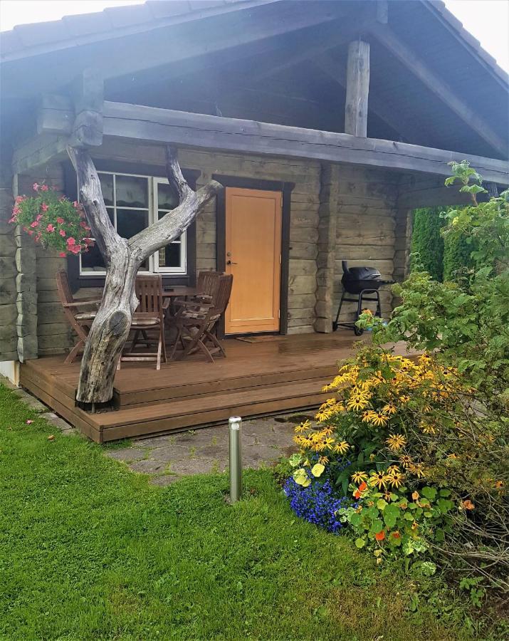Arina Cottages Nasva Exterior photo